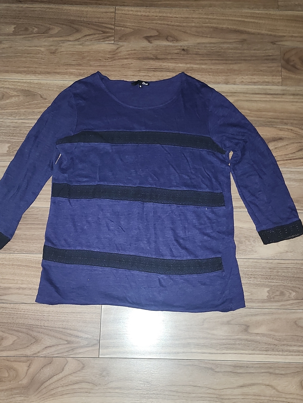 3/$18🔥Women's Purple Long-Sleeve Top with Black Lsce Trims
